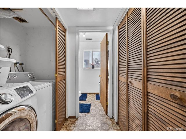 4581 Fullerton Ct, Denver, CO 80239