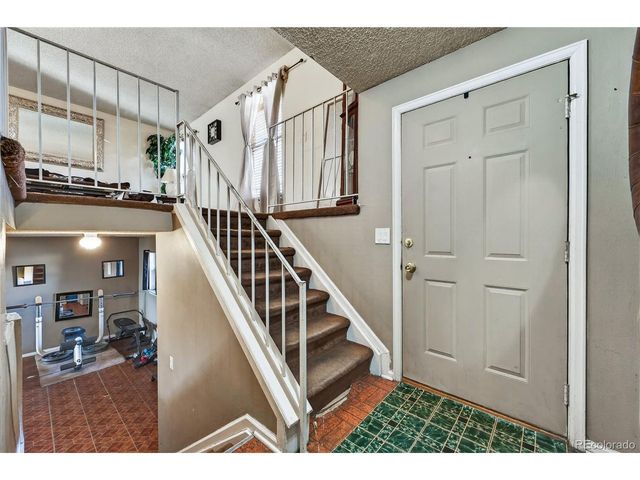 4581 Fullerton Ct, Denver, CO 80239