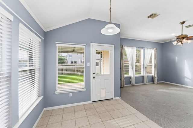 18815 Cluster Oaks Drive, Magnolia, TX 77355