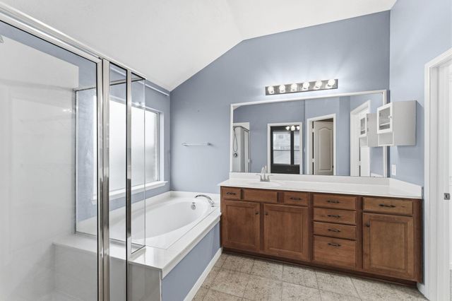 18815 Cluster Oaks Drive, Magnolia, TX 77355