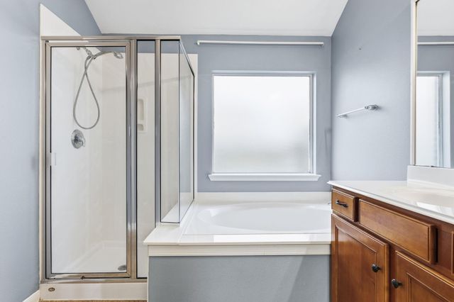 18815 Cluster Oaks Drive, Magnolia, TX 77355