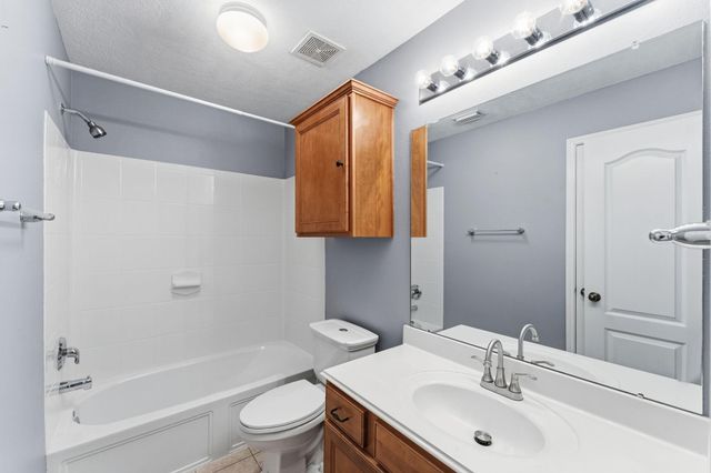 18815 Cluster Oaks Drive, Magnolia, TX 77355