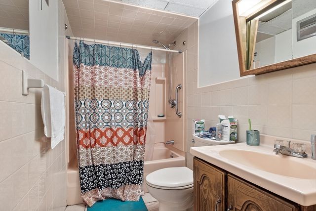 51 Crescent Street, Wakefield, MA 01880