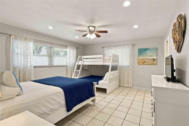 7815 18TH AVENUE NW, Bradenton, FL 34209