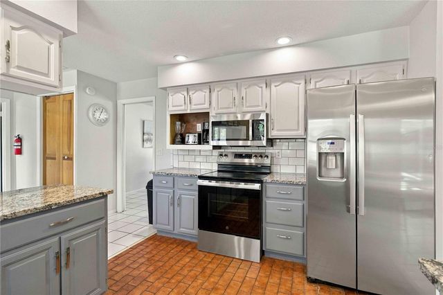 7815 18TH AVENUE NW, Bradenton, FL 34209