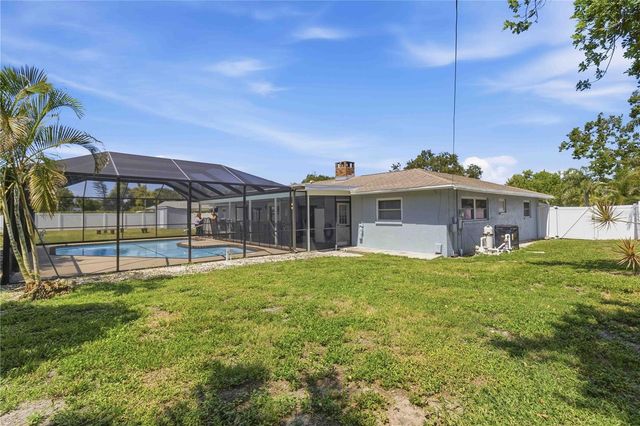 7815 18TH AVENUE NW, Bradenton, FL 34209