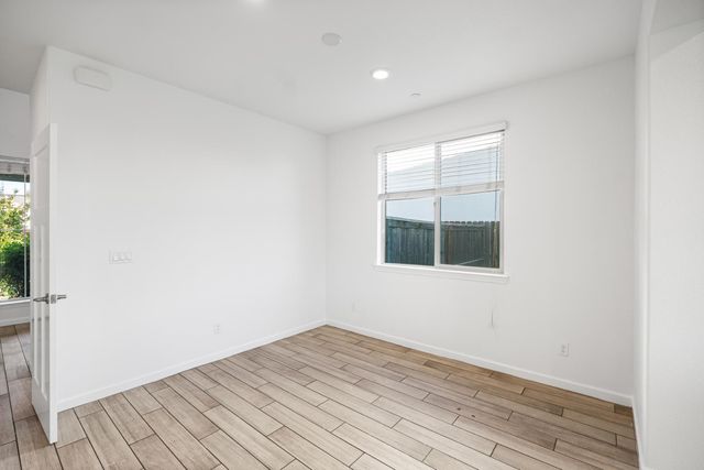 9362 Bear Grass Cir, Sacramento, CA 95829