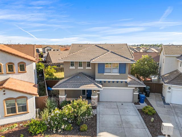 9362 Bear Grass Cir, Sacramento, CA 95829