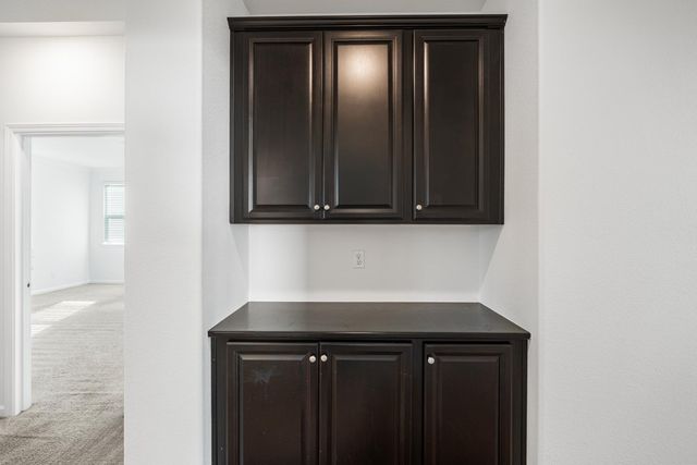 9362 Bear Grass Cir, Sacramento, CA 95829