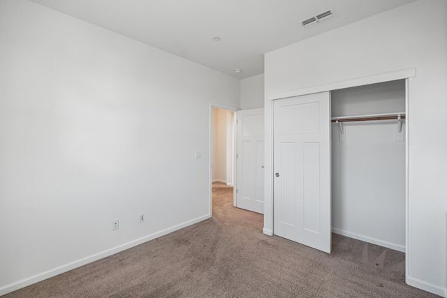 9362 Bear Grass Cir, Sacramento, CA 95829