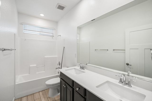 9362 Bear Grass Cir, Sacramento, CA 95829