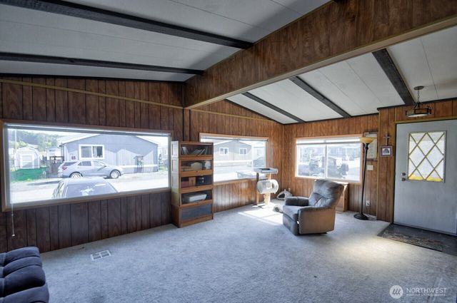 172 Nix Lane, Centralia, WA 98531