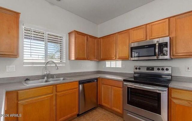 22009 N 29th Drive, Phoenix, AZ 85027