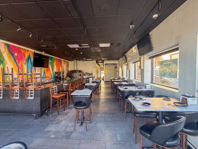 8347 Grand Avenue, River Grove, IL 60171