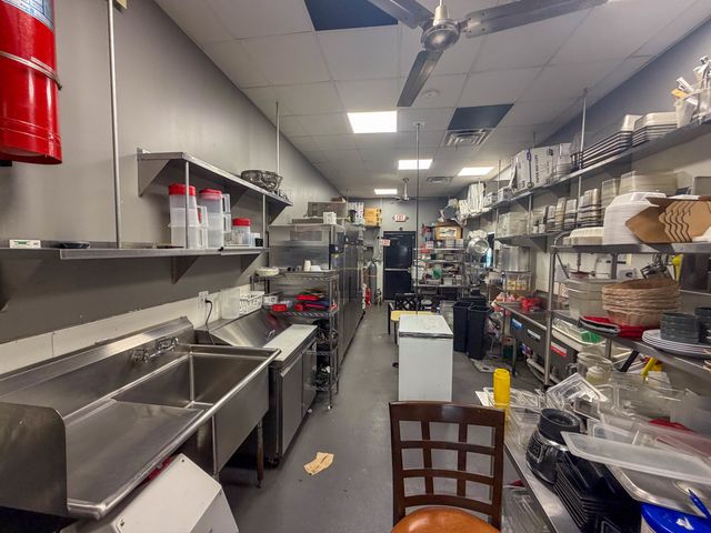 8347 Grand Avenue, River Grove, IL 60171