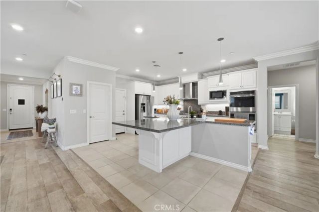 45725 Middle Gate Court, Temecula, CA 92592
