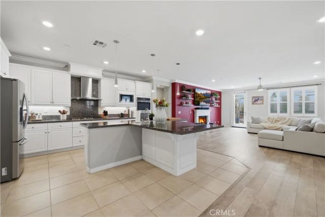 45725 Middle Gate Court, Temecula, CA 92592