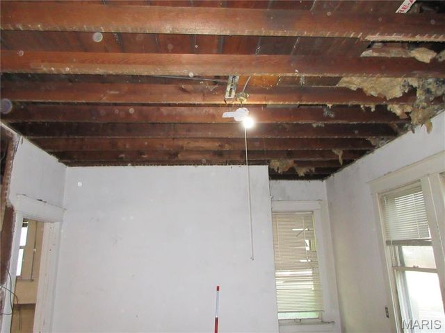 2403 Grand Avenue, Granite City, IL 62040
