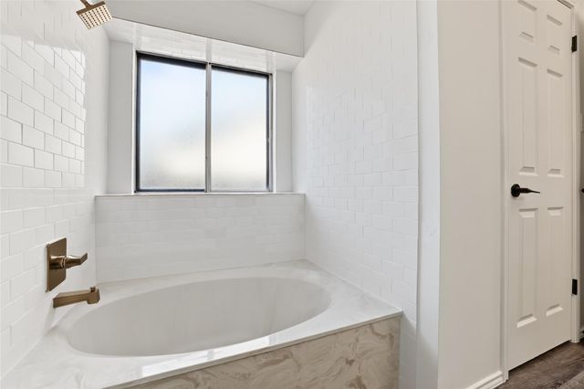 1202 Ivybridge DR, Pflugerville, TX 78660