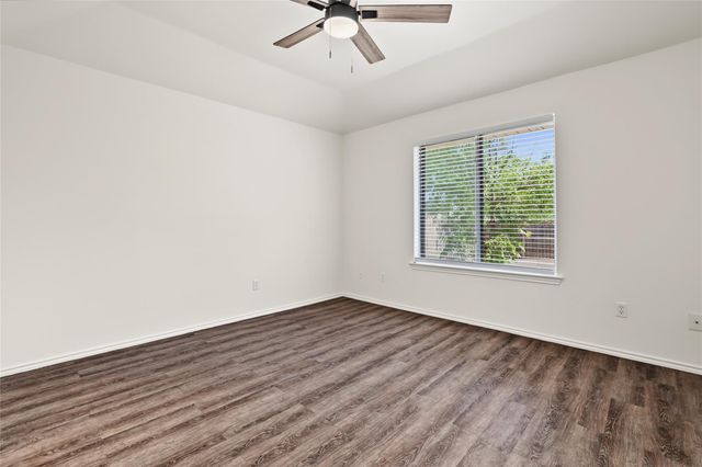1202 Ivybridge DR, Pflugerville, TX 78660
