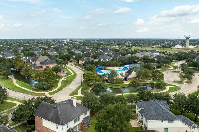 2814 Keagan Falls Drive, Manvel, TX 77578