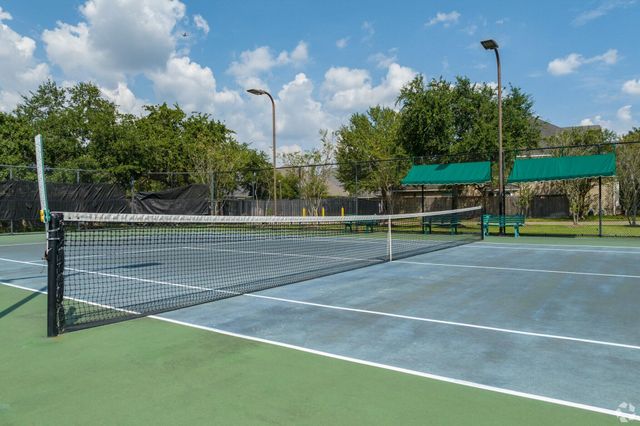 2814 Keagan Falls Drive, Manvel, TX 77578