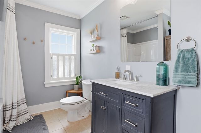 71 Curtice Rd, Irondequoit, NY 14617