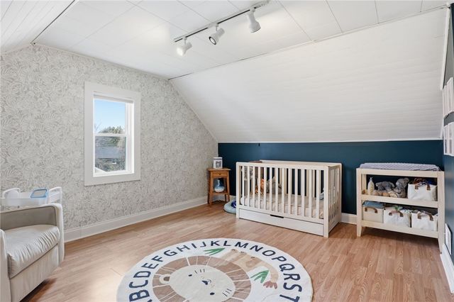 71 Curtice Rd, Irondequoit, NY 14617