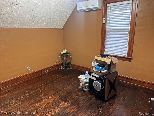 385 N Main Street, Imlay City, MI 48444