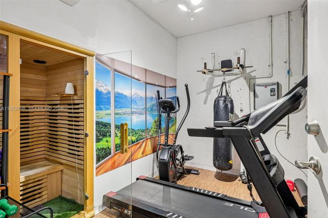 2307 Washington St 5, Hollywood, FL 33020