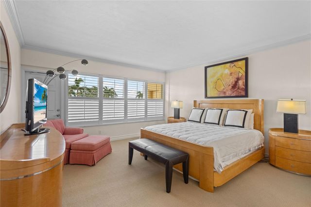 603 LONGBOAT CLUB ROAD 202N, Longboat Key, FL 34228