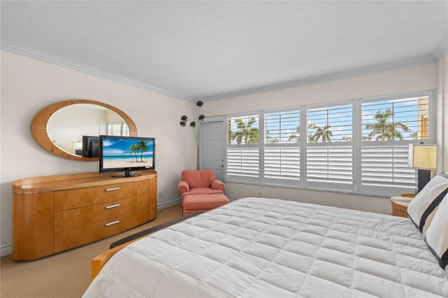603 LONGBOAT CLUB ROAD 202N, Longboat Key, FL 34228