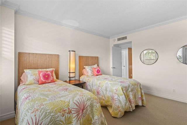 603 LONGBOAT CLUB ROAD 202N, Longboat Key, FL 34228