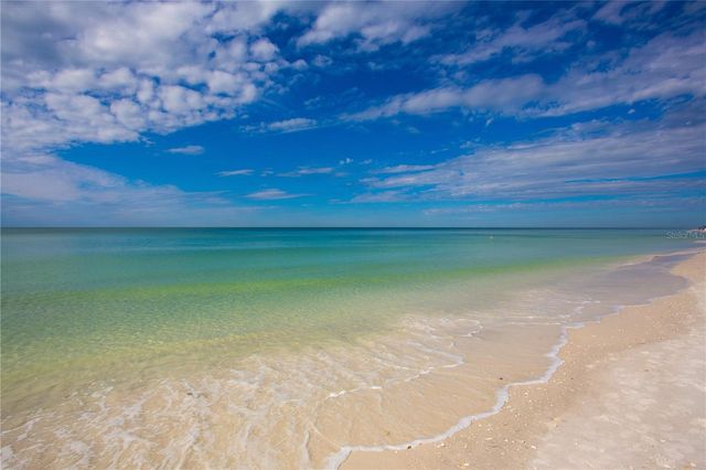 603 LONGBOAT CLUB ROAD 202N, Longboat Key, FL 34228