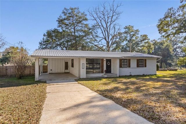 19230 1st Street, Citronelle, AL 36522