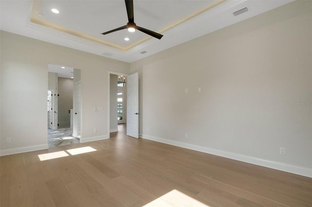 5390 CLUBHOUSE HILLS LANE, Lakeland, FL 33812