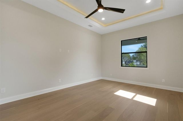 5390 CLUBHOUSE HILLS LANE, Lakeland, FL 33812
