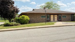 1110 S Linden Road, Flint, MI 48532