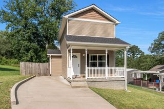 144 Maple Dr, Ashland City, TN 37015