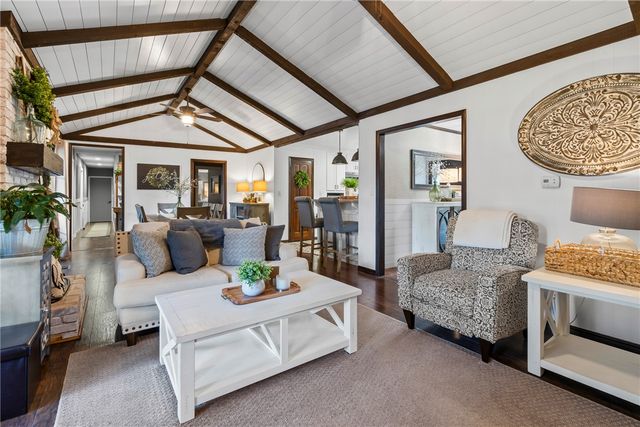 216 W Bush Street, Prairie Grove, AR 72753