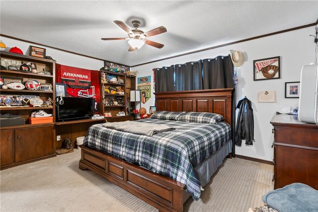 216 W Bush Street, Prairie Grove, AR 72753