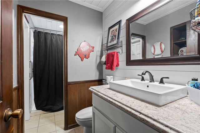 216 W Bush Street, Prairie Grove, AR 72753