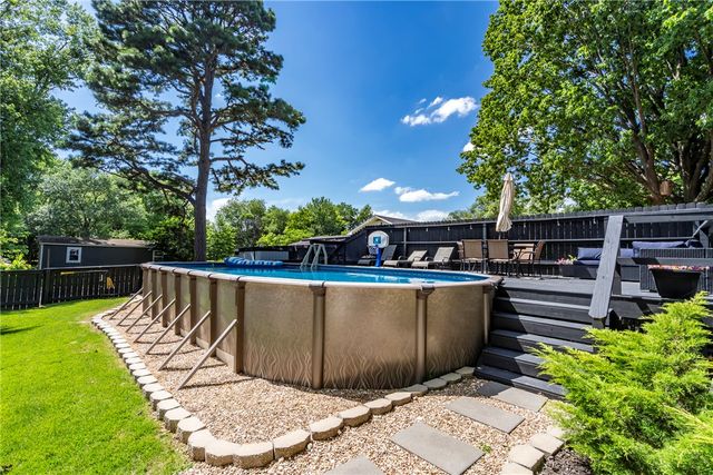 216 W Bush Street, Prairie Grove, AR 72753
