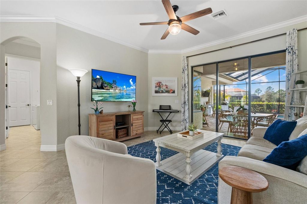 Image 4 of property listing at 20655 VALPRATO COURT, Venice, FL 34293