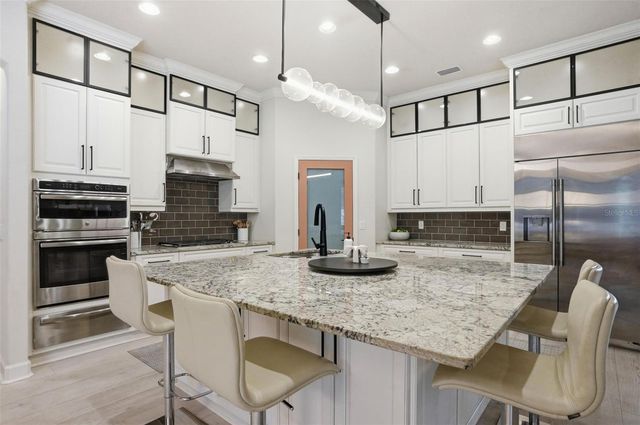 2165 MAJESTIC OAKS BOULEVARD, Clearwater, FL 33759