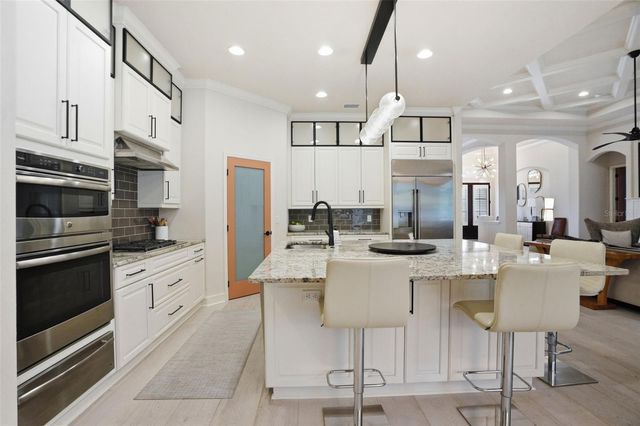 2165 MAJESTIC OAKS BOULEVARD, Clearwater, FL 33759
