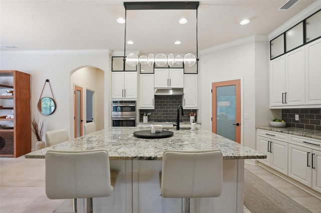 2165 MAJESTIC OAKS BOULEVARD, Clearwater, FL 33759