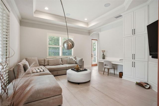2165 MAJESTIC OAKS BOULEVARD, Clearwater, FL 33759