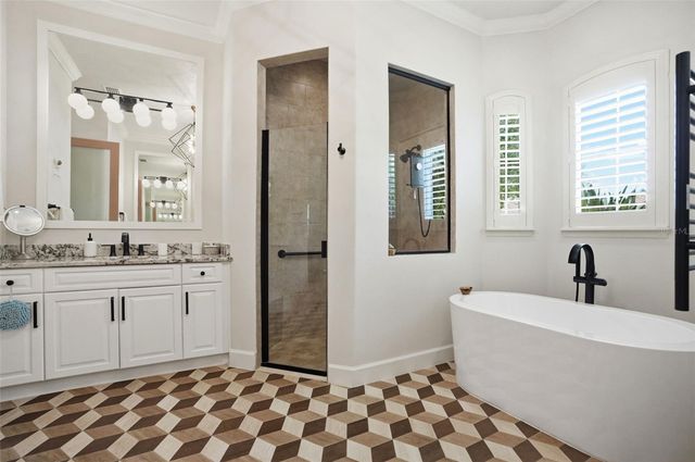 2165 MAJESTIC OAKS BOULEVARD, Clearwater, FL 33759
