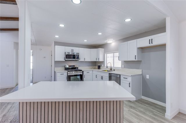 3230 La Barca Lane, Las Vegas, NV 89122